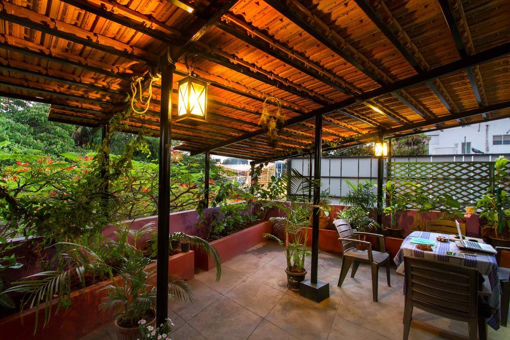 Amber Inn Bangalore Exterior foto